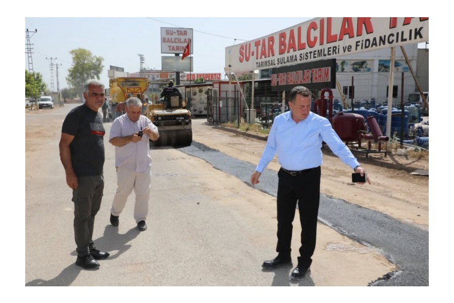 Başkanımız Ali Doğan Fıstık Hali Çevresinde Devam Eden Yol Düzenleme Çalışmalarını Yerinde İnceledi