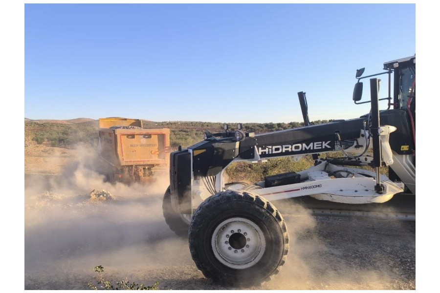 Nizip’te Hizmet Her Mahalleye Ulaşıyor