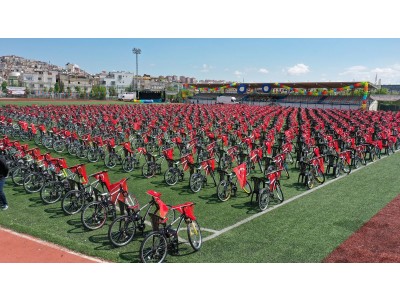 Gaziantep Büyükşehir Belediyemiz 18-25 Yaşındaki Tüm Gençlerimize Bisiklet Hediye Ediyor.