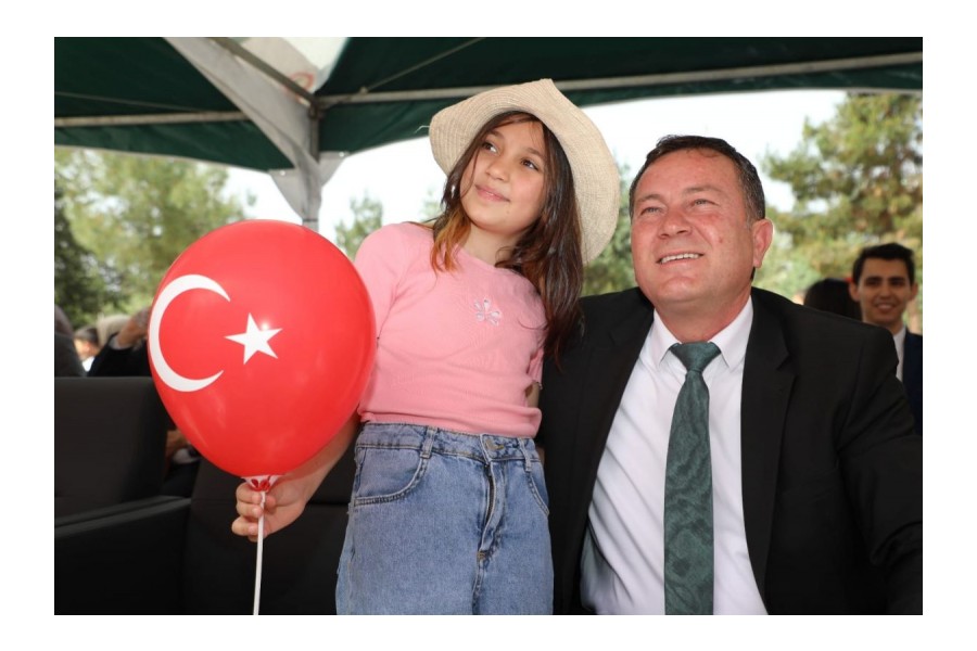 Yarınımız, geleceğimiz, umudumuz çocuklarımız.