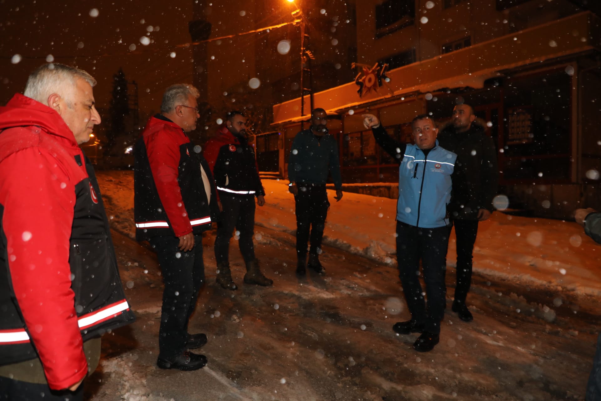 Nizip Belediyesi 24 Saat Esasıyla Sahada