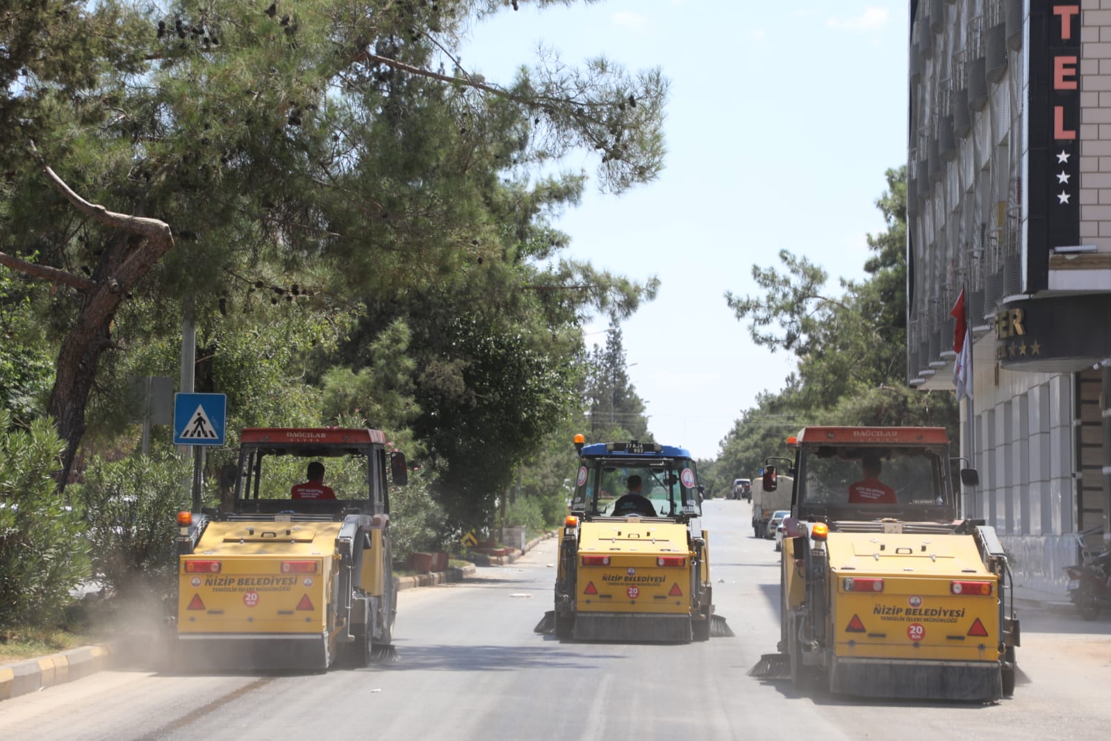 Nizip Belediyesi Temizlik Filosuna 3 Yeni Araç Kattı